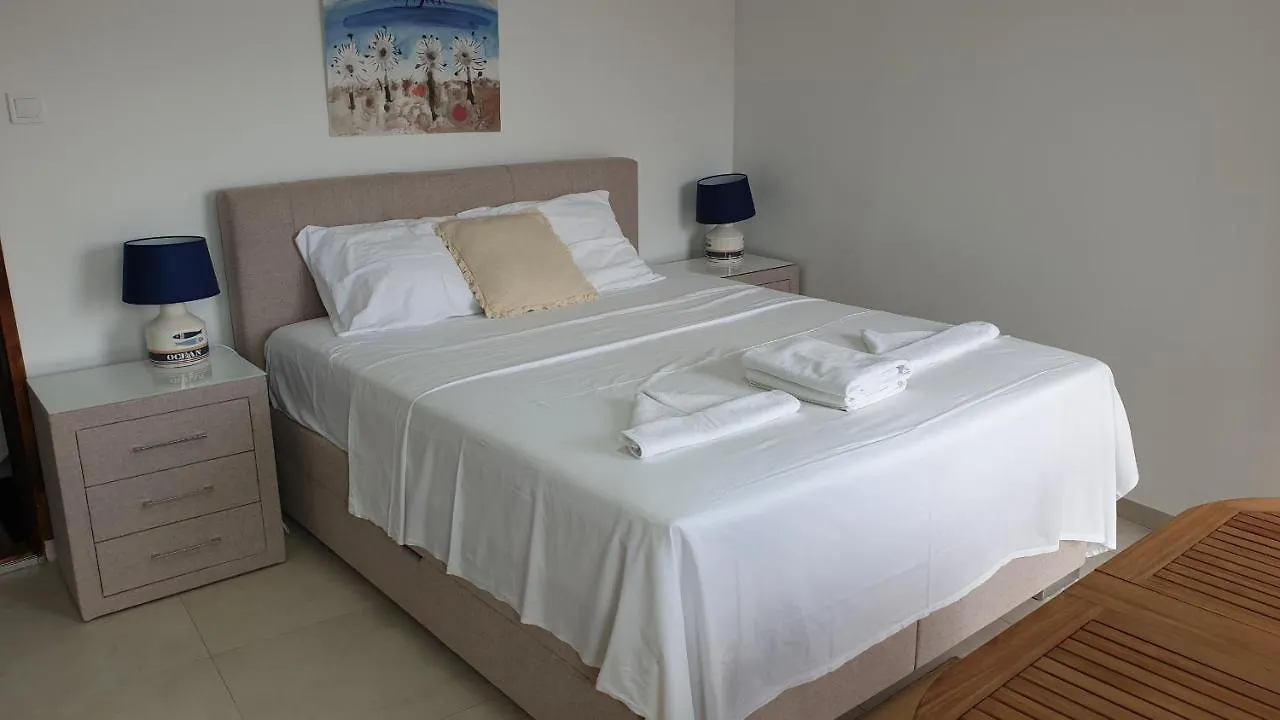 Artist'S House Baska Apartment
