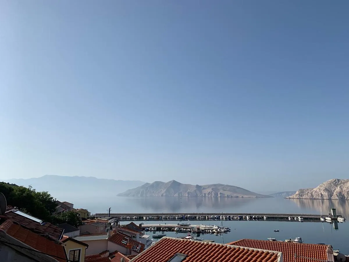 Artist'S House Baska Apartment